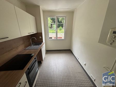 Location Appartement 5 pièces 93m² - Photo 5