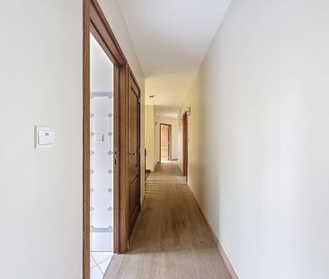 Villa - for rent - Photo 1