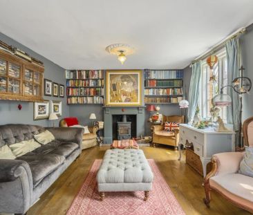 5 bedroom detached house to rent - Photo 2