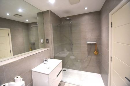 St. Leonards Road, Windsor, Berkshire,SL4 - Photo 2