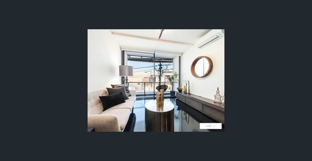 Beachfront Lifestyle in the Iconic St Kilda! - Photo 1