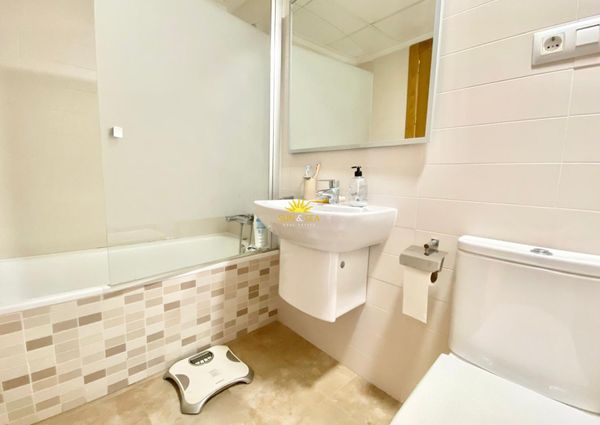 4 BEDROOM TRIPLEX - TORRE DE LA HORADADA