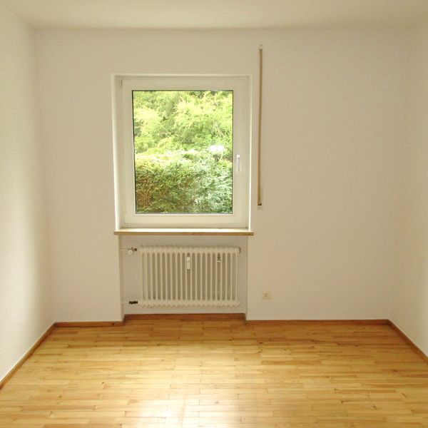 helle 4-Zimmer-Wohnung in Erlangen Sieglitzhof - Foto 1