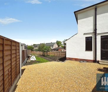 3 bedroom semi-detached house to rent - Photo 3