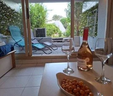 VILLENEUVE LOUBET - MARINA - STUDIO CABINE MEUBLE -CLIMATISATION - Photo 1