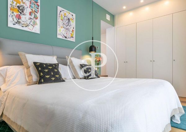 Flat with terrace for rent in Goya (Madrid)