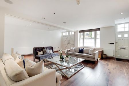 WILTON ROW, SW1X, London - Photo 3