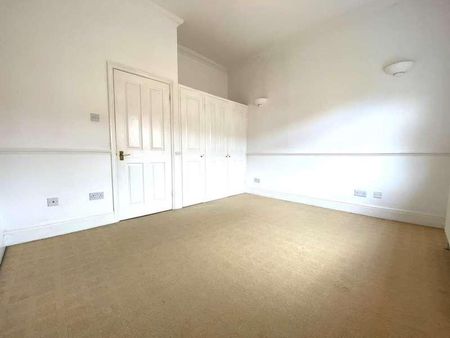 Kirbys Lane, Canterbury, CT2 - Photo 4