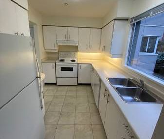 Central 1 Bedroom - Kitsilano - Photo 1