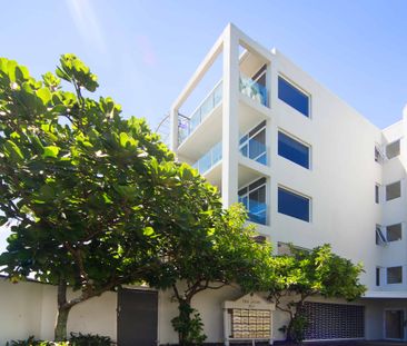 THE PALMS - HERNE BAY - Photo 1