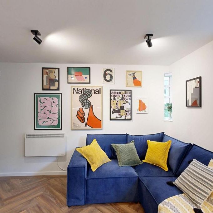 4 bedroom flat to rent - Photo 1