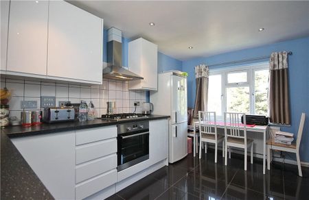 Cambridge Road North, London, W4 4AA - Photo 2