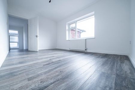 Room in a Shared House, Shroffold Road, BR1 - Photo 3
