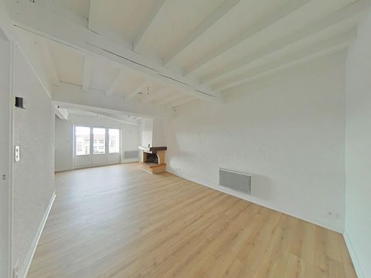 Location Appartement 3 pièces 55m² ROMANS SUR ISERE 26100 - Photo 1