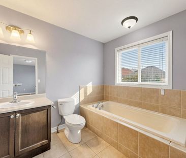 For Lease - 1311 Macinally Court, Oshawa, Ontario - Photo 6