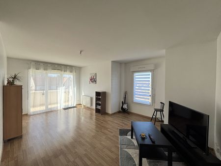 Location Appartement 3 pièces 70m² ROTS 14980 - Photo 4