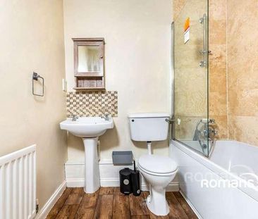 Basildon House, Iliffe Close, Reading, RG1 - Photo 6