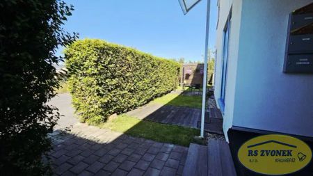 Pronájem mezonetového BOV 2+KK s terasou, U Trati, KM - Photo 3