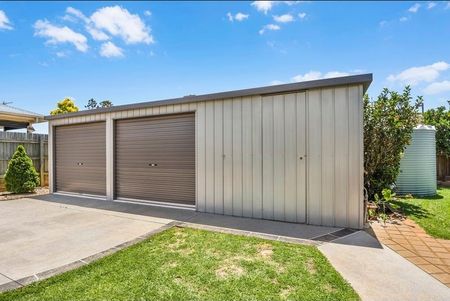 Brilliant family home in Wilsonton - Photo 2