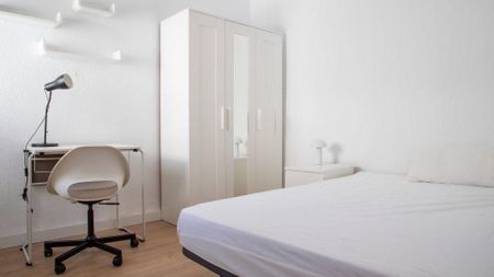 Piso de alquiler en San Isidro - Photo 3