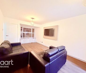 2 bedroom maisonette to rent - Photo 1