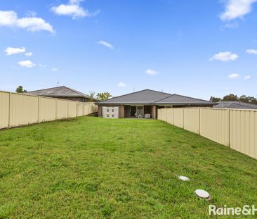 128 Canterbury Drive, Raworth, NSW 2321 - Photo 6