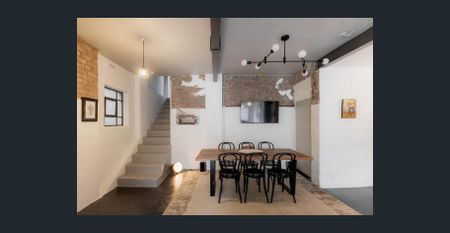 Fully Furnished Inner-City Living - Photo 5