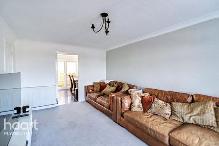 3 bedroom semi-detached house to rent - Photo 4