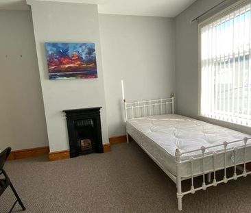 4 Bed Student Accommodation - Photo 5