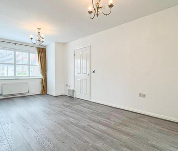 3 bedroom detached house to rent - Photo 6