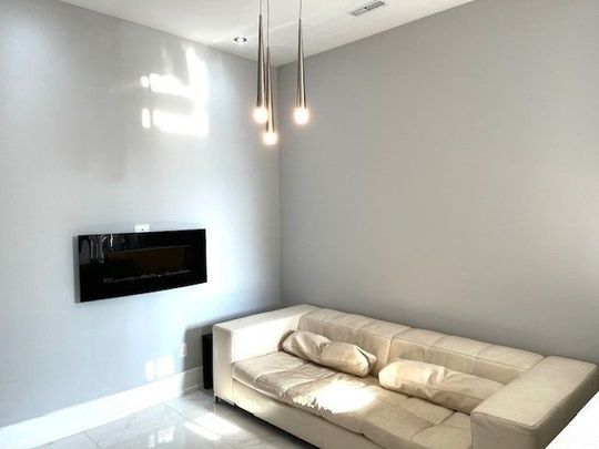 For Lease - 220 Ossington Avenue Unit# Upper, Toronto, Ontario - Photo 1