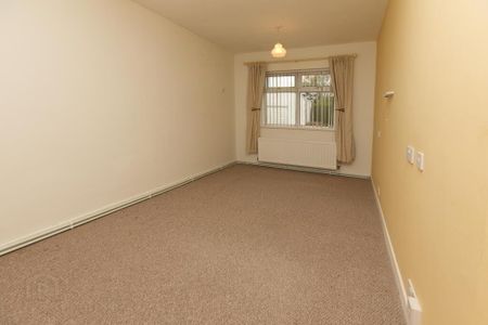 11 Ballycastle Road, Newtownards, BT22 2AT - Photo 2