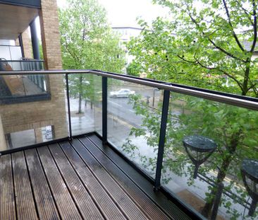 1 bedroom flat to rent - Photo 2