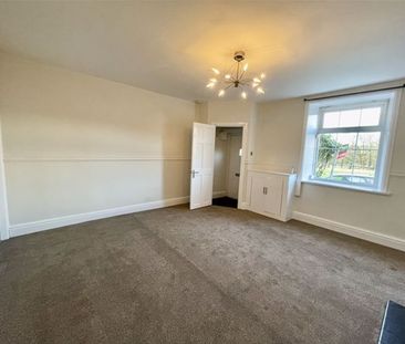 Oakenbottom Road, Breightmet, Bolton - Photo 2