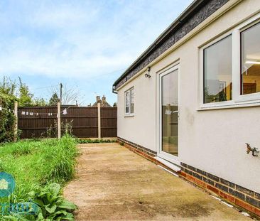 Charnock Avenue, Lenton, NG8 - Photo 3