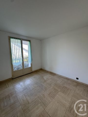 Location Maison 8 pièces 182m² GIF SUR YVETTE 91190 - Photo 2