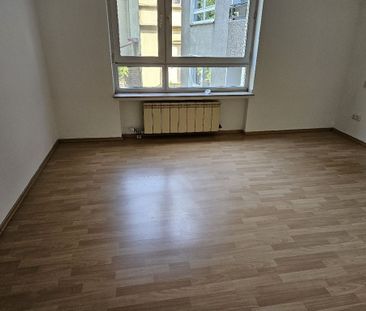 Gut geschnittene Wohnung mit ca. 86 m² Wohnfläche, 4 Zimmern und Ba... - Photo 1