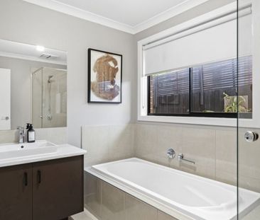 Modern & Perfectly Positioned - Photo 1