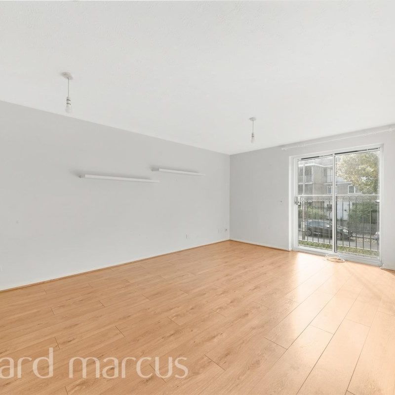 Burghley Hall Close - Photo 1