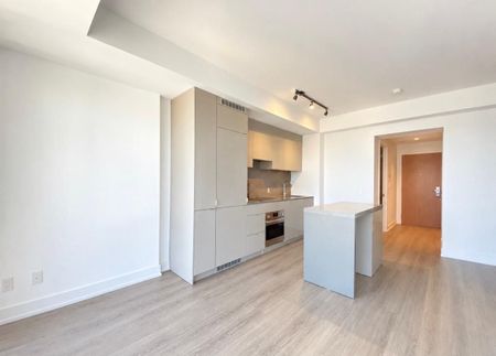 For Lease - 7 Grenville Street Unit# 5207, Toronto, Ontario - Photo 3