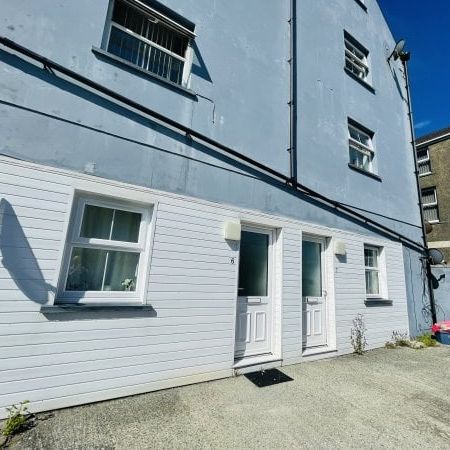 Milford Haven, Milford Haven, SA73 - Photo 4