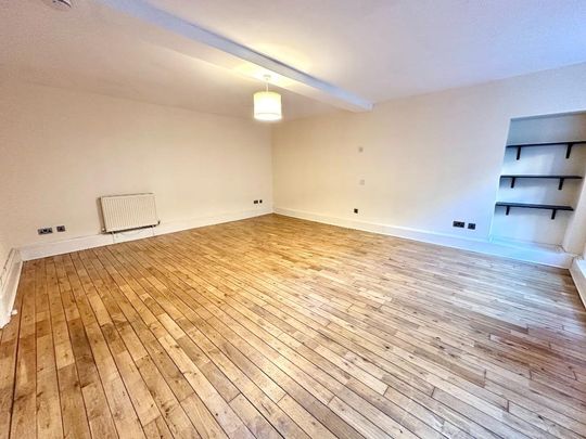 3 bedroom flat to rent - Photo 1