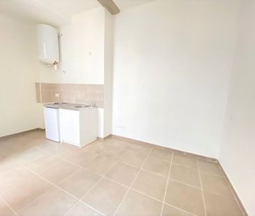 Location Appartement 1 pièce 14m² - Photo 4
