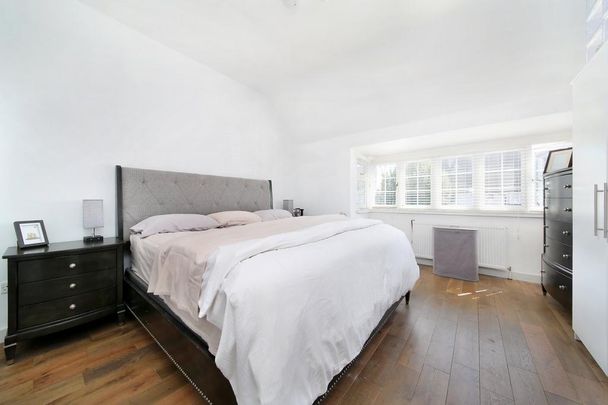 4 bedroom semi-detached house to rent - Photo 1