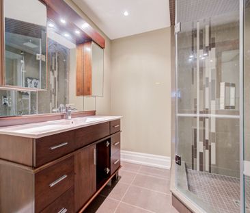 For Lease - 326B Horsham Avenue, Toronto, Ontario - Photo 5