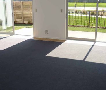 Smart and Classy in Delamain - Photo 1