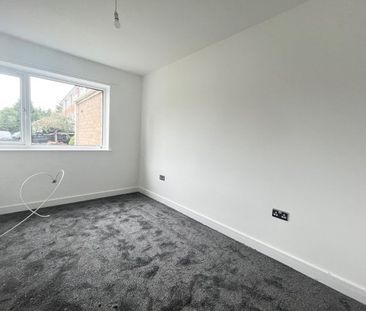 Westeria close, Birmingham, B36 - Photo 6