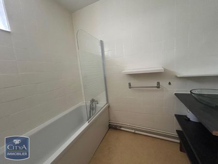 Location Appartement 2 pièces 60m² CHATEAUROUX 36000 - Photo 5