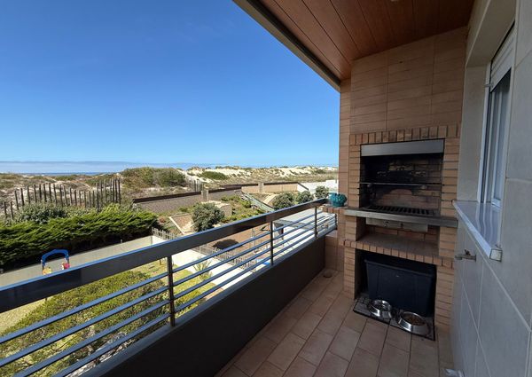 T2 na 1º linha da Praia da Barra com terraço vista mar!