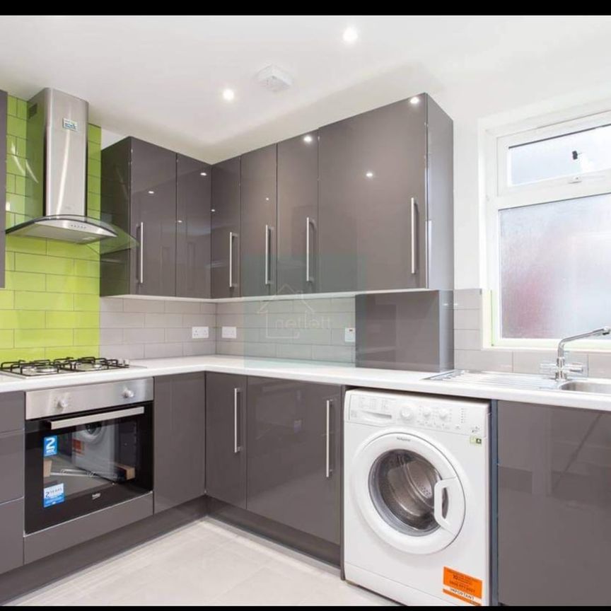 Room in a Shared House, Tunley Road, NW10 - Photo 1